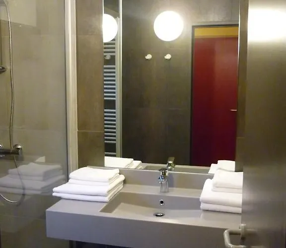 Floreal 3* لاروش ان اردين