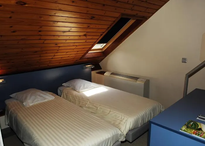 Floreal 3* لاروش ان اردين